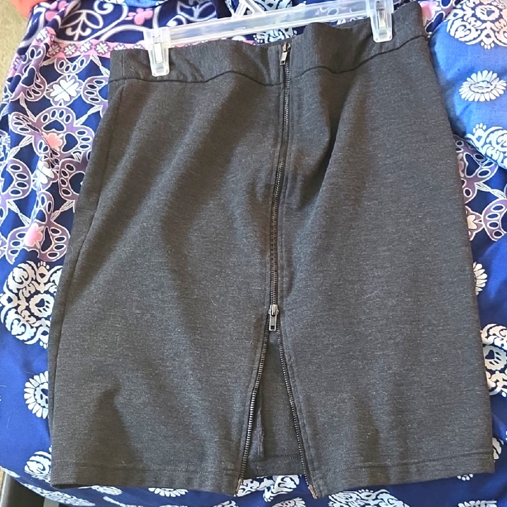 Miss Tina Gray Pencil Skirt